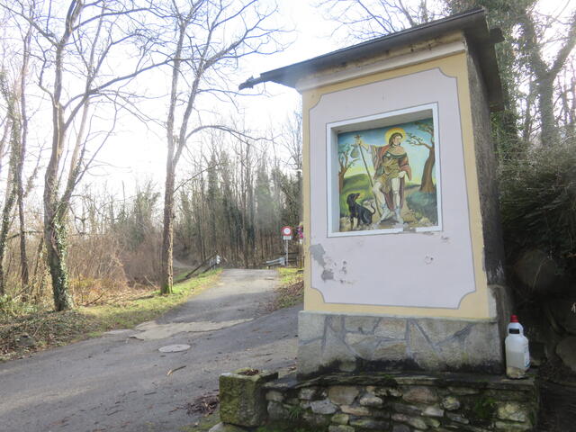 pilone sulla impegnativa strada per Viglietti