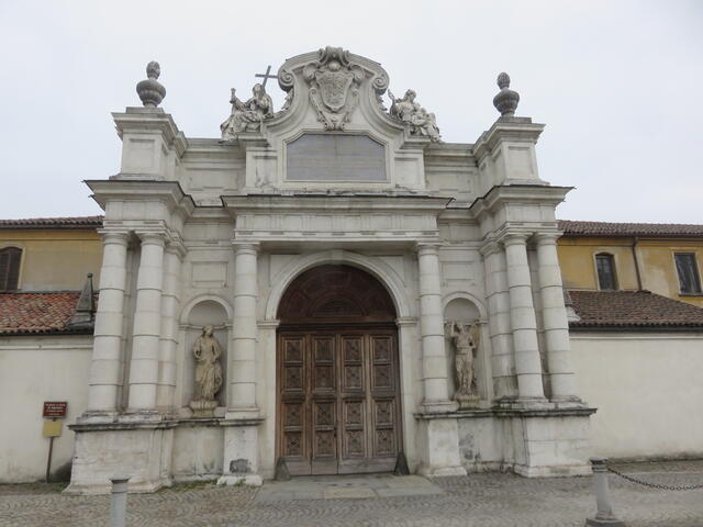 il portale di Filippo Juvarra (Certosa Reale di Collegno)