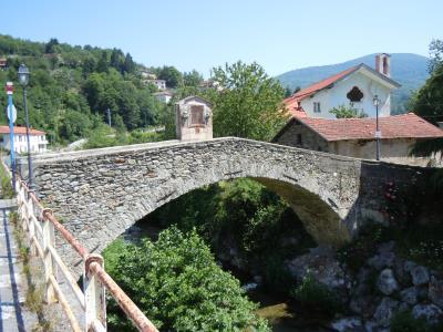 ponte in pietra (Osiglia)